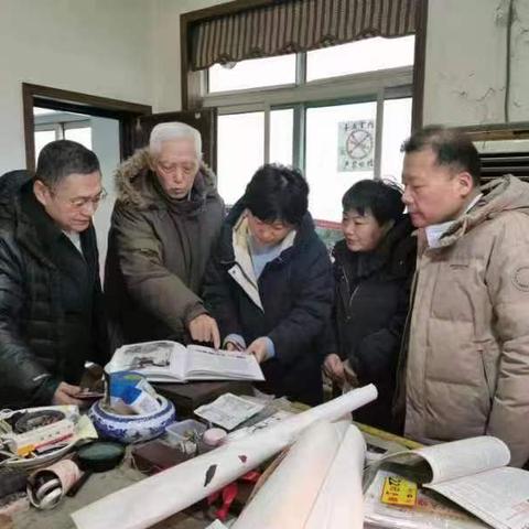 春节前夕民革莲湖工委慰问老党员