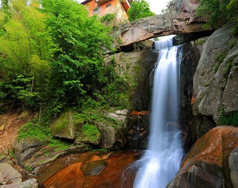 活出自我，无悔人生