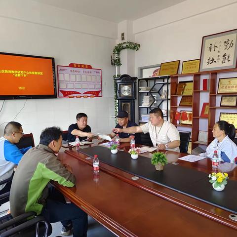 红山区教育教学研究中心开展“送课送培”“送教下乡”助力乡村振兴