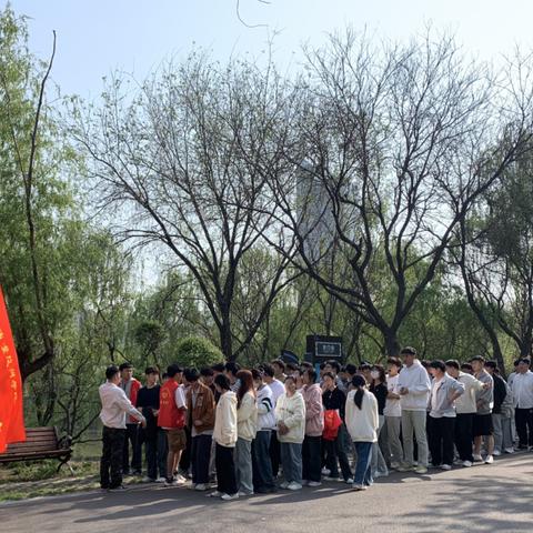 “漫步天鹅湖畔 共赴牡丹之约”食品园林学院组织参加三门峡天鹅湖牡丹赏花研学活动