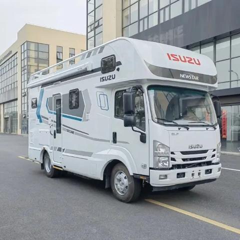 《中金房车俱乐部》新星五十铃700P房车