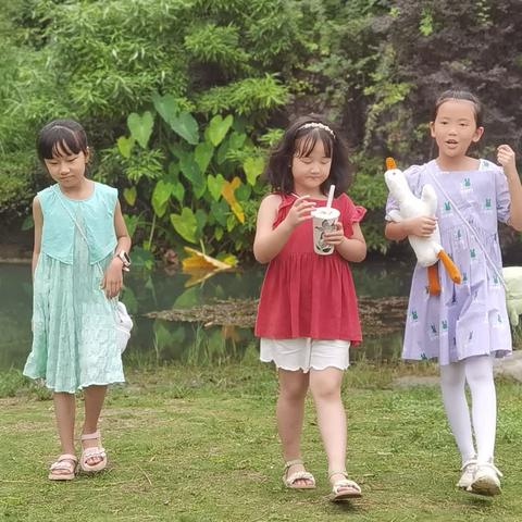 快乐暑假 充实一“夏”——王昕玥 硒都民族实验小学201班