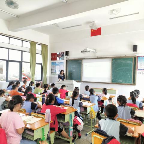 “教学研究 共同成长”——记茂南区羊角镇新东小学语文教研活动