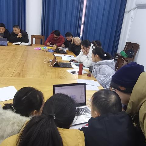 高二数学组教研开展geogebra教学软件学习应用活动