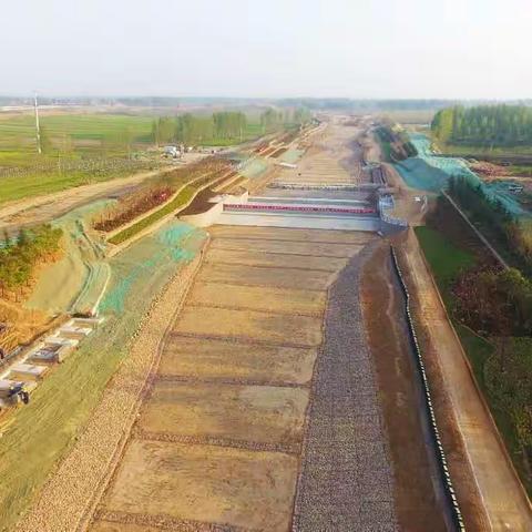 中铁七局五公司郑州航空港项目部高路河水系施工概况