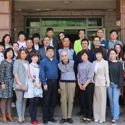 乌鲁木齐市第十一中学庆             “五·一”“民族团结一家亲”联谊活动