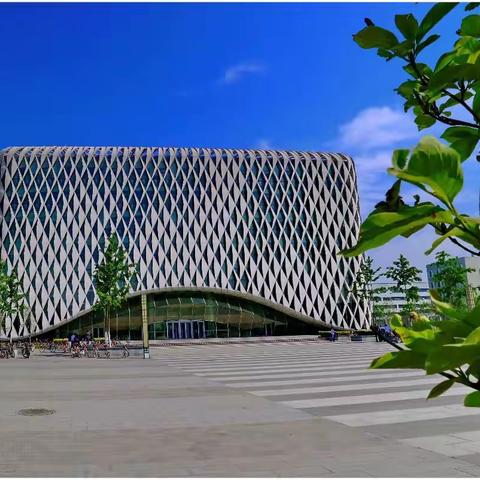 北京建筑大学图书馆掠影