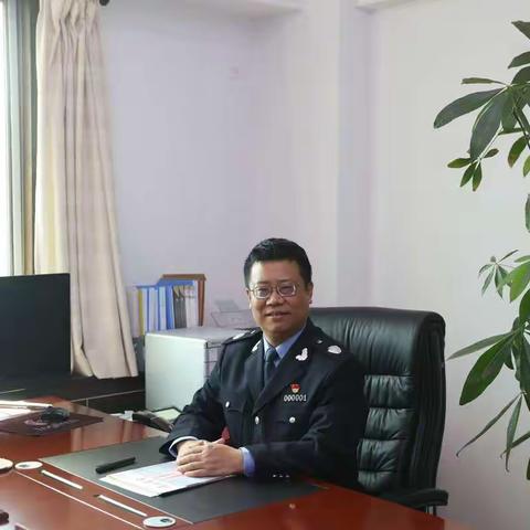 铜川市公共交通有限责任公司党委书记董事长司宝君携全体员工向全市人民拜年了！