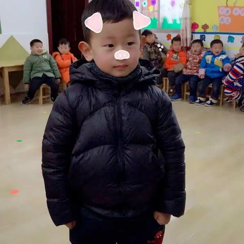 李弈腾❤幼儿园的快乐生活！👇