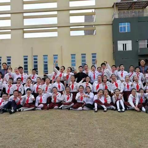 深圳实验学校坂田校区五（1）班，成长印记（2017年11月）