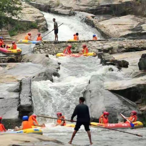 这个夏天，跟着我们去湿身。