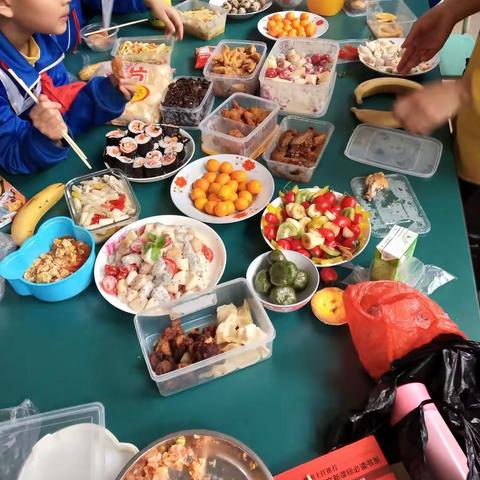 三（12）班烹饪课亲子活动