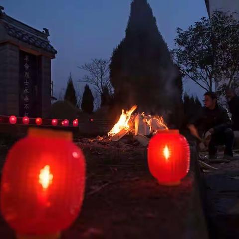 《为了七十年前的嘱托》