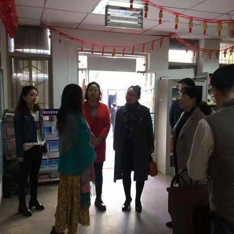 雁塔区委组织部对雁塔路社区党支部“扫黑除恶、三会一课”等有关工作进行检查