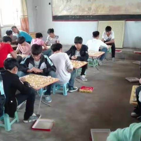 济阳初中少年宫棋牌室活动