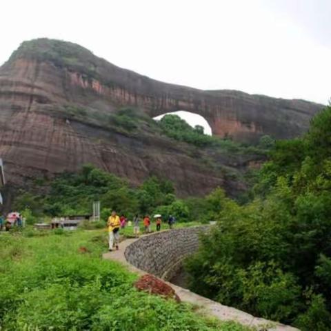 永丰村召开贫困群众政策宣讲会