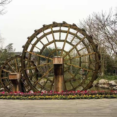 牛华中学一连三排--2018春节同学会                2018.2.23乐山嘉定坊
