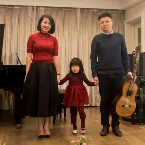 钟茁首次钢琴音乐会          和祝龚益生日快乐的晚餐！--2018.11.29