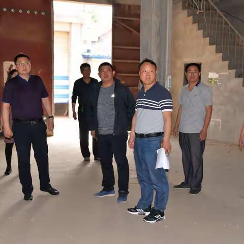 大桥街道集中开展重点工作联合巡查活动