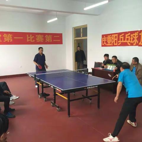 沙河市委老干部局组织迎重阳乒乓球比赛
