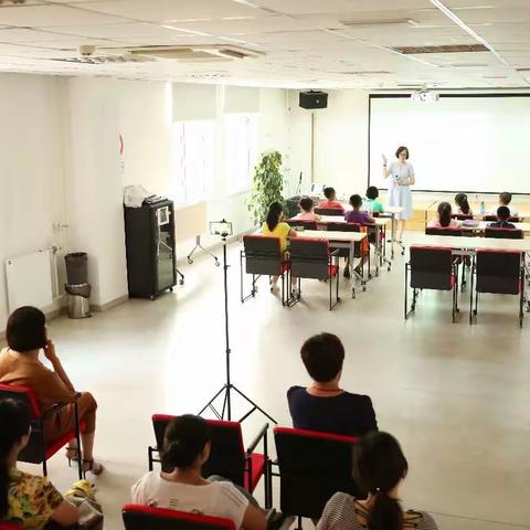 一场爱自己、爱父母的性健康教育课程