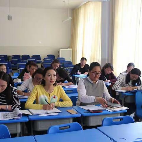 玉门市第三小学开展“研课标，说教材”系列活动