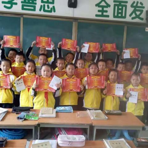 “沐浴春风，爱我家乡”—二（3）班“风筝节”现场习作活动