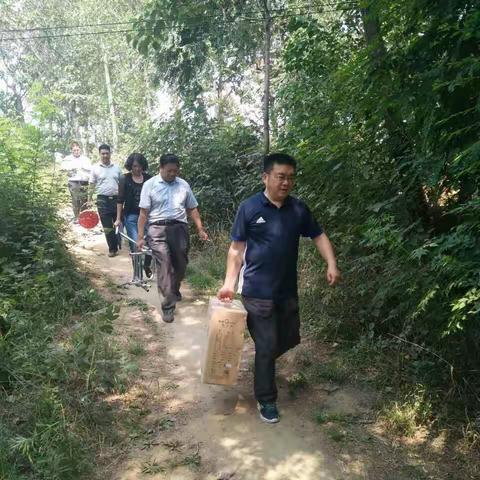 万名党员促脱贫，争创佳绩迎“七一”