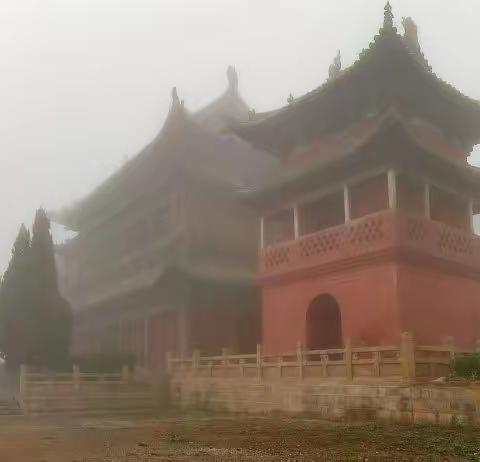 【烟雨楼台崇安寺】