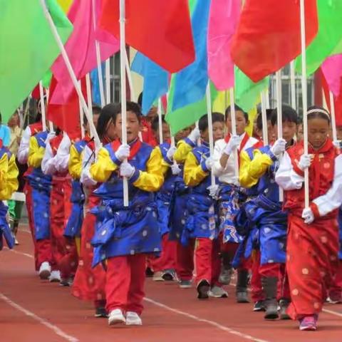 中铁寄校欢度“六一”儿童节