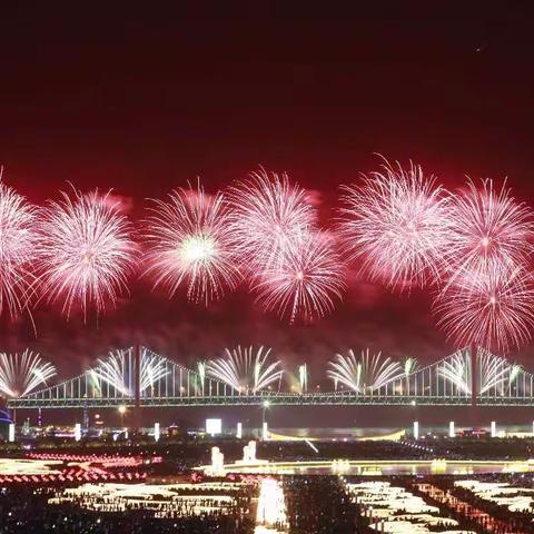 祝福2018——大连“万科之夜”迎新年音乐烟花晚会纪实