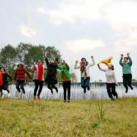 “不忘初心，回馈家乡”期待四十年后的重逢！