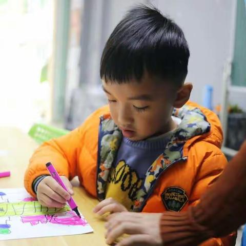 李睿廷同学2019年寒假绘画成长记录——画形画色