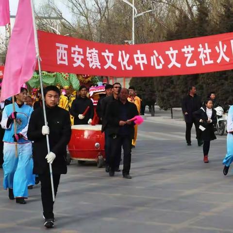 海原县“文化进万家”春节社火展演掠影