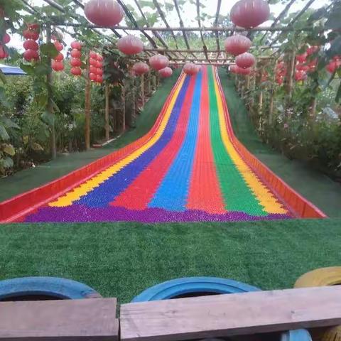 怀铁一小一年级（8）班亲子活动邀请函