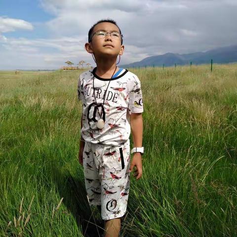 张皓同快乐暑假我做主～坚持运动👍 万正小学习礼班