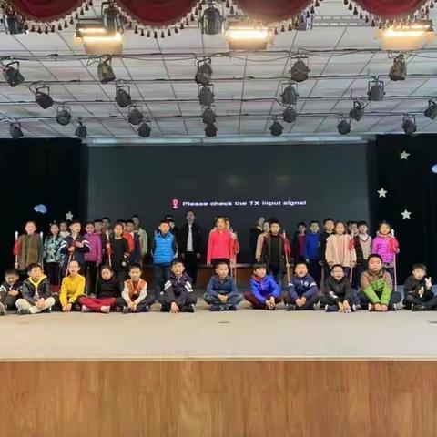 延时课程别样“红” ——记高密市第一实验小学优秀传统文化进校园