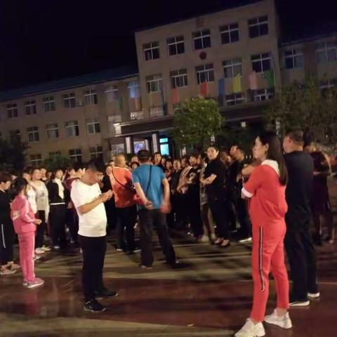 总领队刘文政在青城子徒步队微信群的讲话