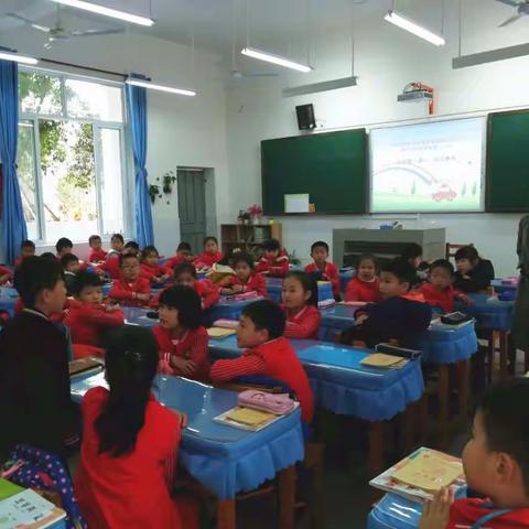 飞鹅路逸夫小学教育集团航二路校区2017-2018学年度下学期做好“开学第一课”，安全护航新学期