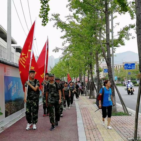 体验万里长征路 弘扬二中校史魂——遵义市第二中学军训拉练活动纪实