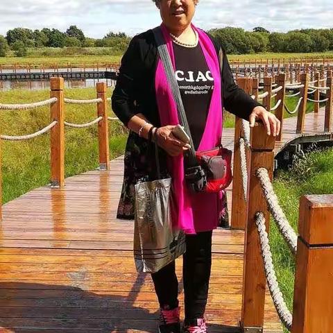 仇宝凤快乐旅行记