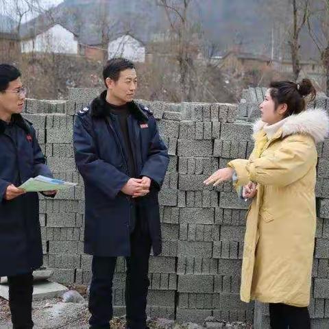 春风拂越雪山岭  减税降费进镇村——丹凤税务峦庄分局扎实开展减税降费政策宣传