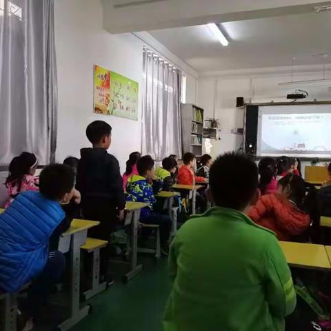 迎胜小学2017级5班校外辅导员进课堂活动—“关注食品安全，健康快乐成长”