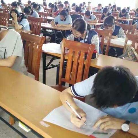 More words, more fun——记会昌县高中英语词汇抽查比赛