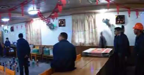 《欢乐节日，快乐工作》——锌浸出厂工会开展春节游艺活动