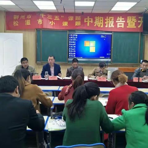 春雨断桥人不渡 小舟撑出柳阴来