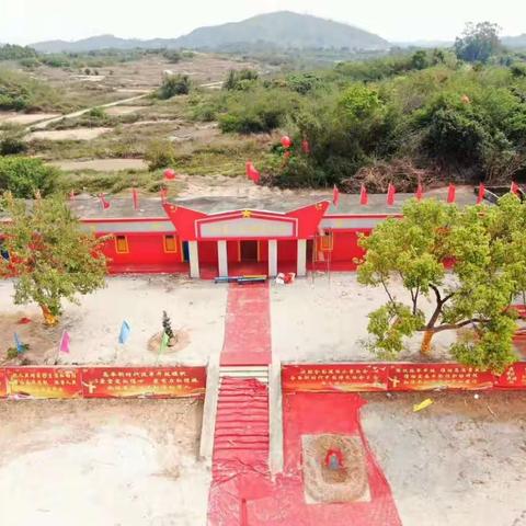 以牺牲换来天清地朗，让思想启发枯木吐香