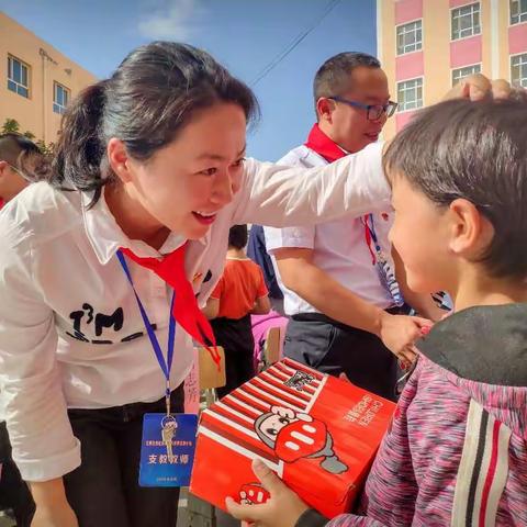 师生结对见真情，支教帮扶暖人心——记阿克陶县小胡杨小学与江西支教教师师生结对帮扶活动