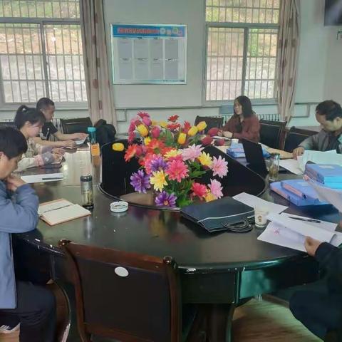 周保局领导带队检查基建项目