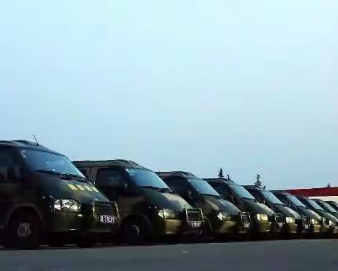 临汾尧都保安护卫中心：祝您在新的一年中，吉祥如意、笑口常开。